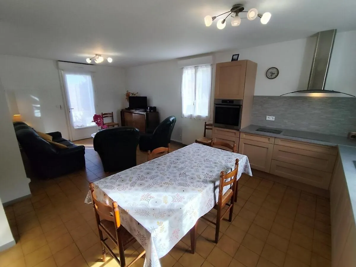 לורדה La Maison Des Rosiers צרפת